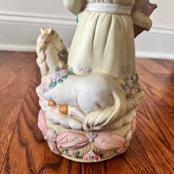 Victorian Santa Musical Figure Plays White Christmas Horse Floral Vintage - Picture 16 of 16